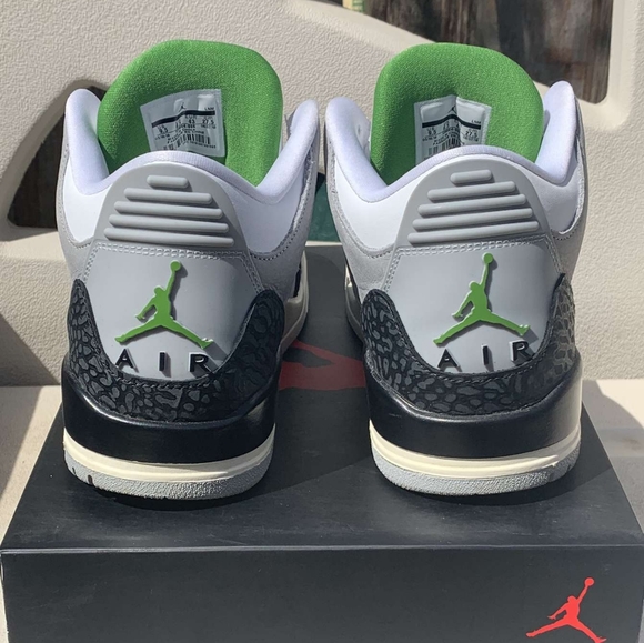 ❌SOLD❌Jordan 3 'Chlorophyll' - Picture 5 of 8